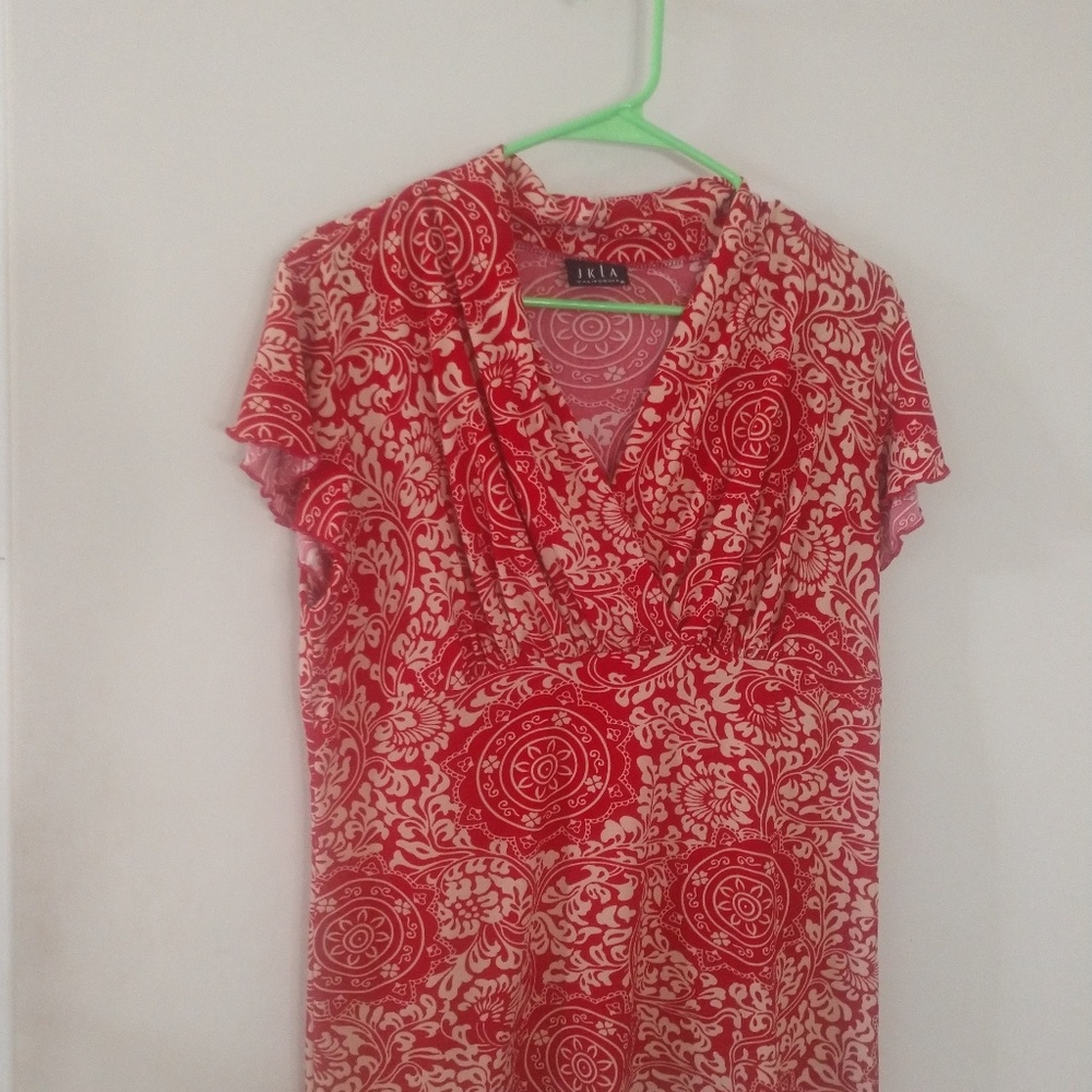 Lovely Red & White Top by JKLA size L